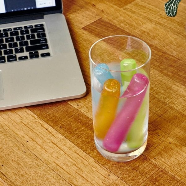 8 Reusable Ice Sticks - Image 2