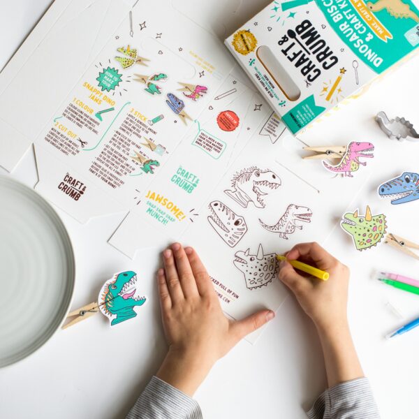 Mini Dinosaur Bake and Craft Kit - Image 4