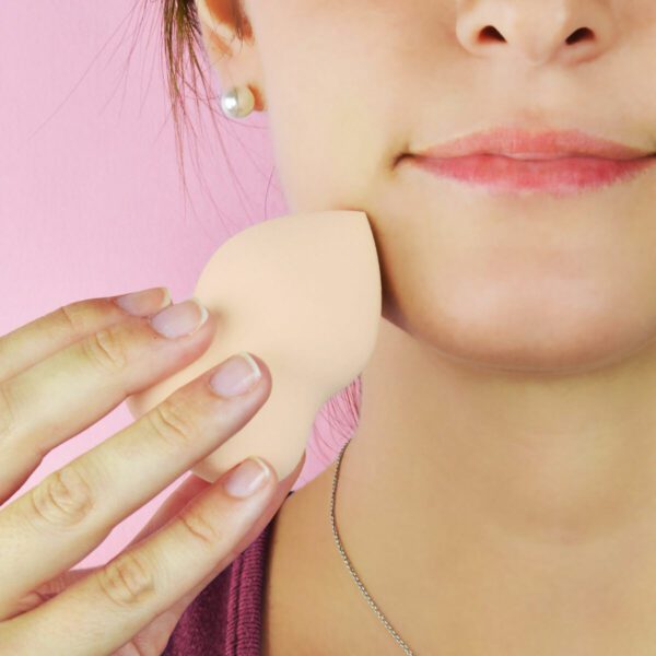 Llama Make Up Sponge - Image 2