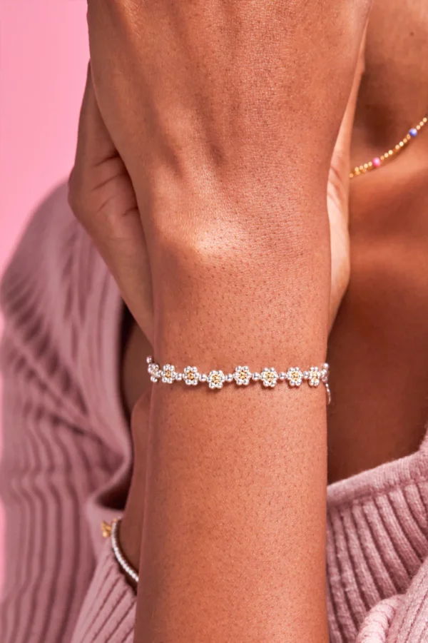 Daisy Chain Amelia Bracelet - Image 3