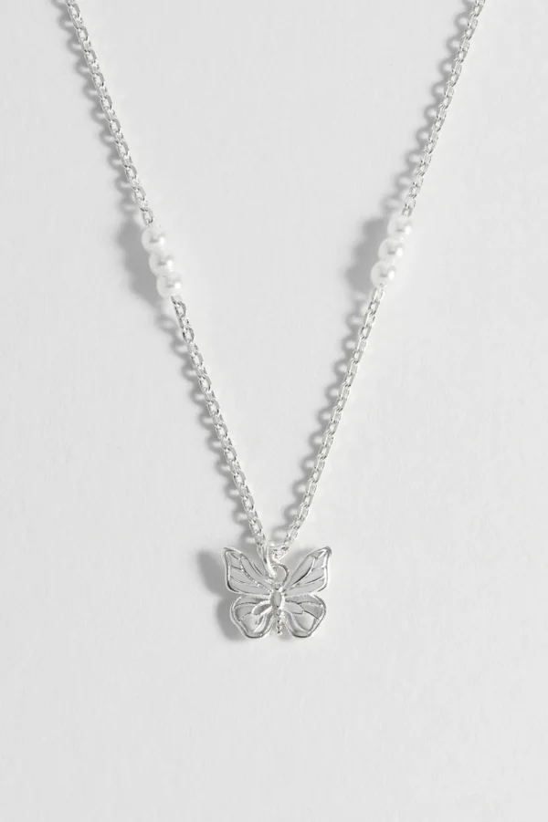 Butterfly & Pearl Necklace - Image 3