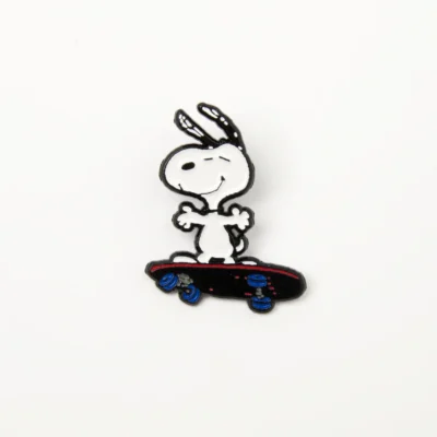 Peanuts Pin - Skateboard