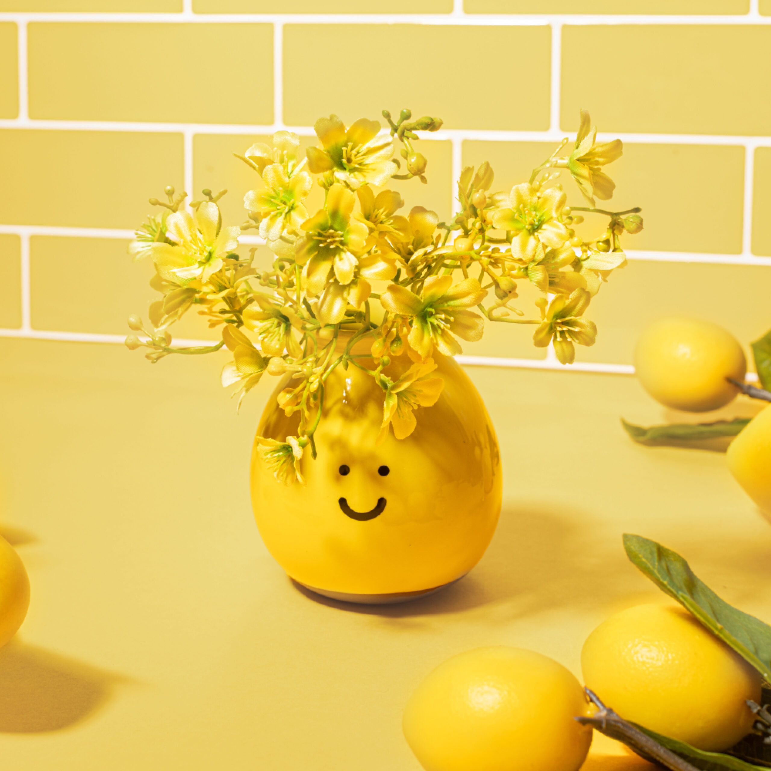 Happy Vase - Image 4