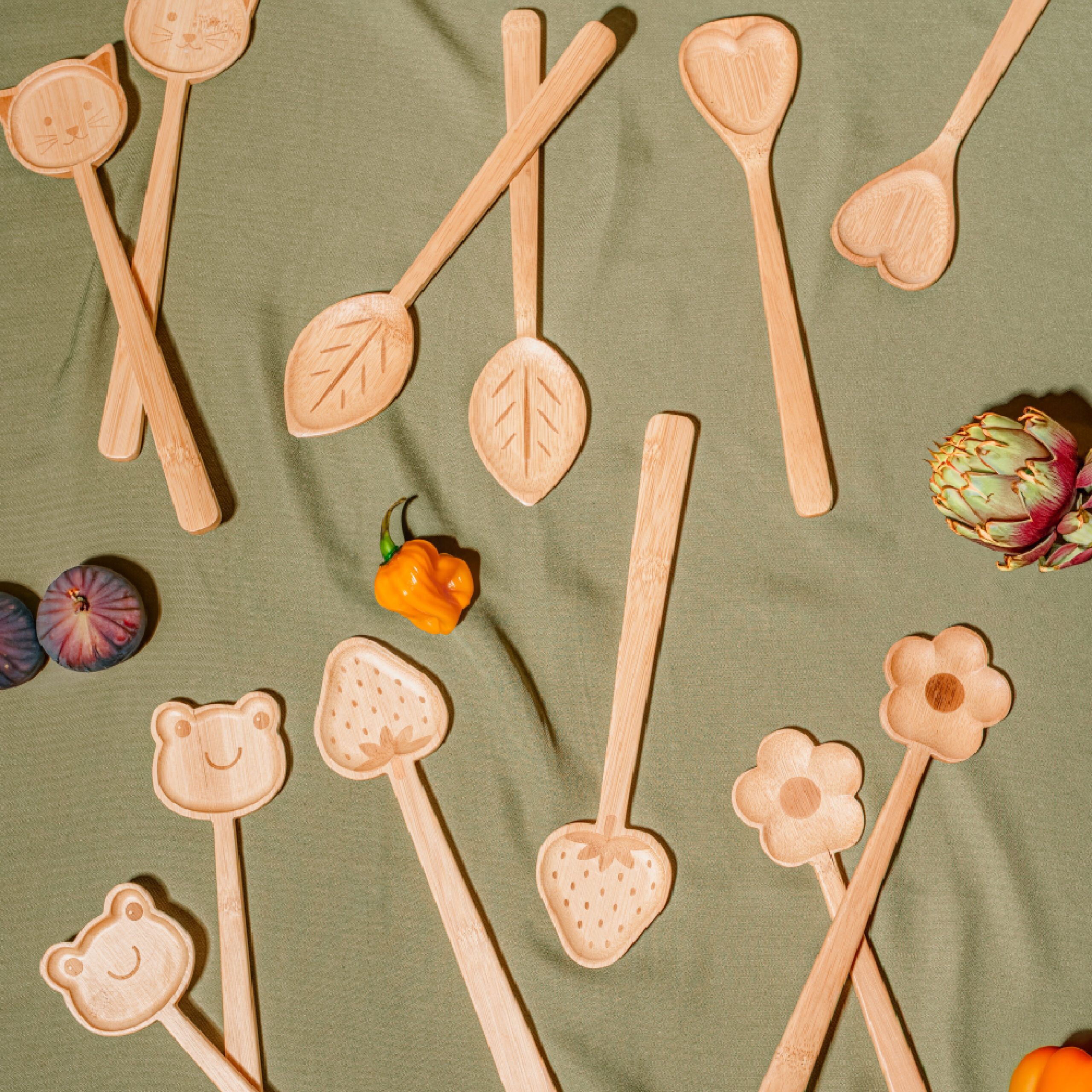 Strawberry Salad Servers - Image 2