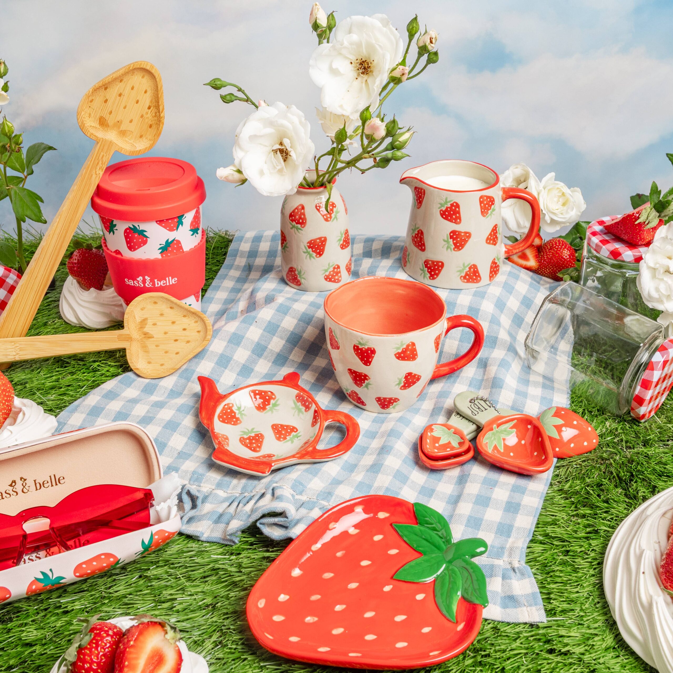 Strawberry Trinket Dish - Image 3