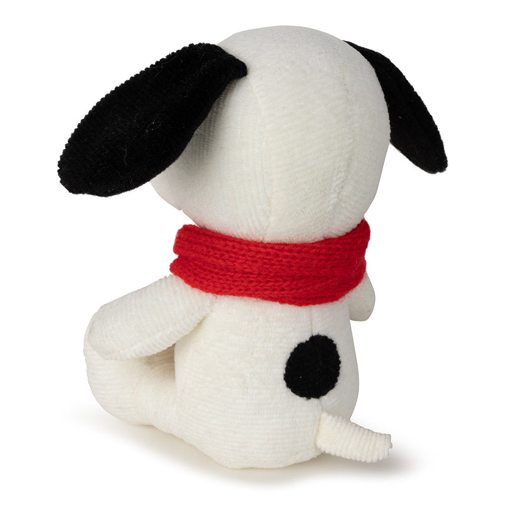 Snoopy With Scarf 17cm - Image 3